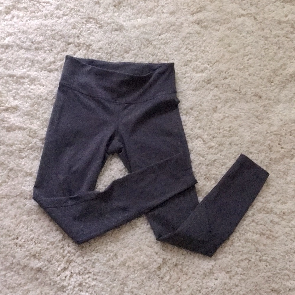 Champion Gray and Patterned Leggings. (S)